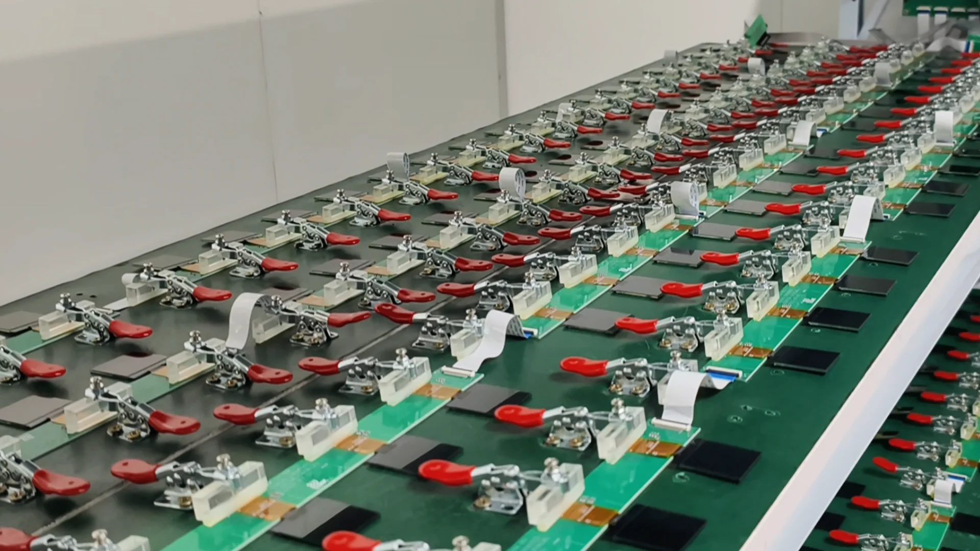 TFT पर्यावरण तापमान डिझाइन मार्गदर्शक: CNK इलेक्ट्रॉनिक्स कडून व्यावसायिक सल्ला